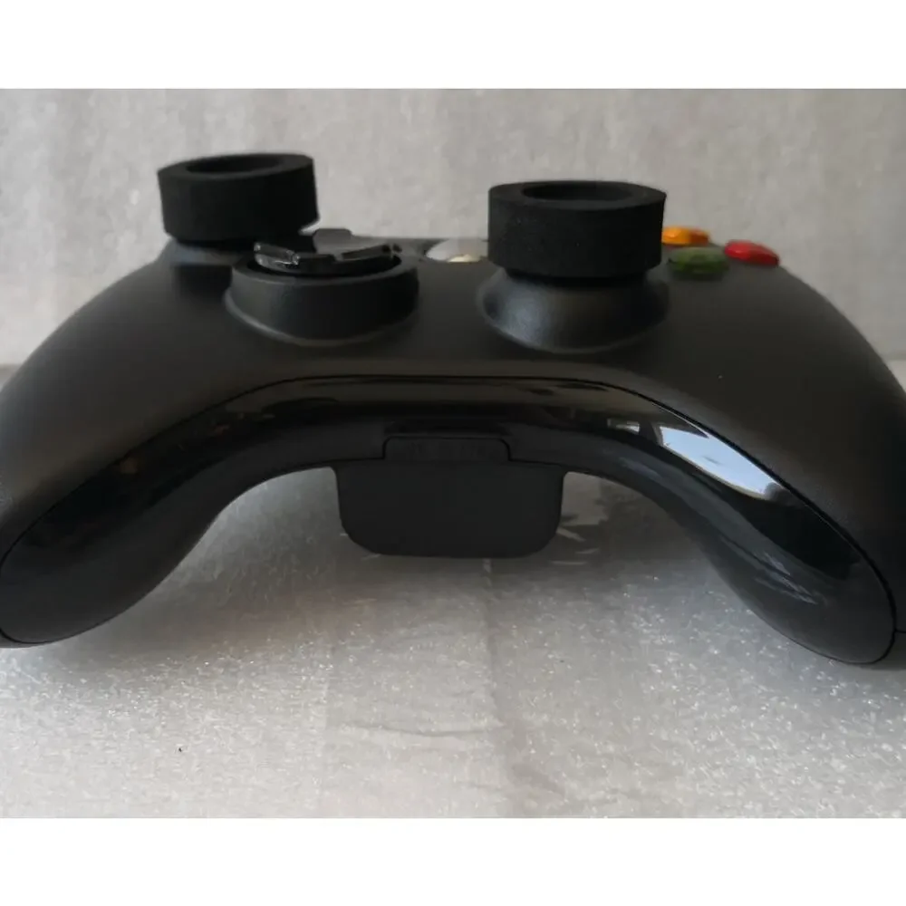 2.4G Wireless Controller for Xbox 360 & PC with USB Wireless Receiver